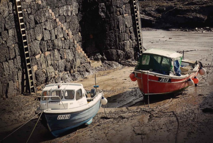 st-aubins-harbour-detail