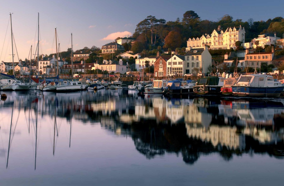 st-aubins-harbour-jersey