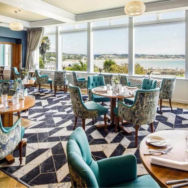 restaurants-in-jersey-with-sea-view-tides-restaurant-jersey