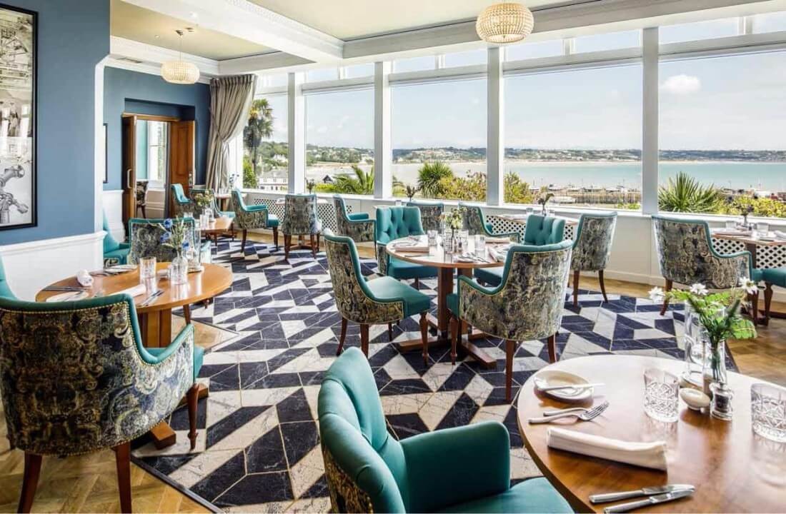 restaurants-in-jersey-with-sea-view-tides-restaurant-jersey
